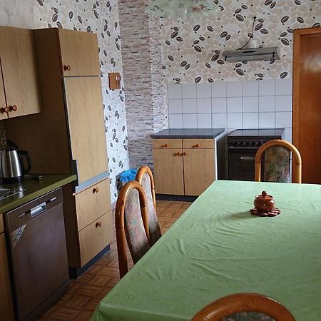 Ferienwohnung Linde - Marburg Biedenkopf Mit 5 Zimmer Und Balkon Frechenhausen المظهر الخارجي الصورة