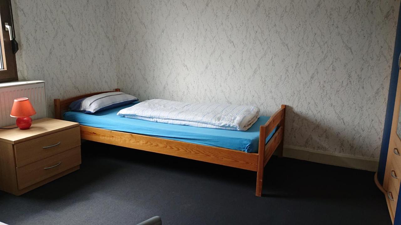 Ferienwohnung Linde - Marburg Biedenkopf Mit 5 Zimmer Und Balkon Frechenhausen المظهر الخارجي الصورة