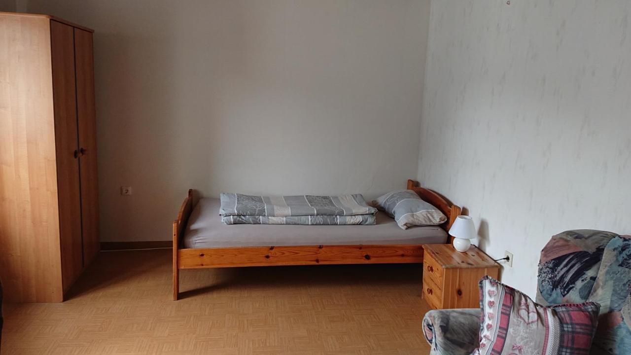 Ferienwohnung Linde - Marburg Biedenkopf Mit 5 Zimmer Und Balkon Frechenhausen المظهر الخارجي الصورة